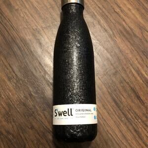S'Well bottle Brand New!!!